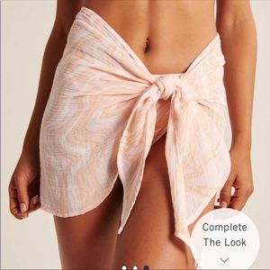 Abercrombie & Fitch | Mini Sarong Coverup | Pink & Orange Swirl 70s Pattern